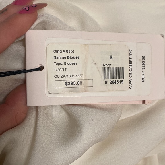 cinq a sept mock neck flouncy sleeveless blouse 🤍 - Picture 3 of 3